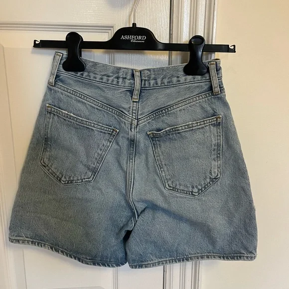 Agolde Light Wash Dame Short - Picture 4 of 12